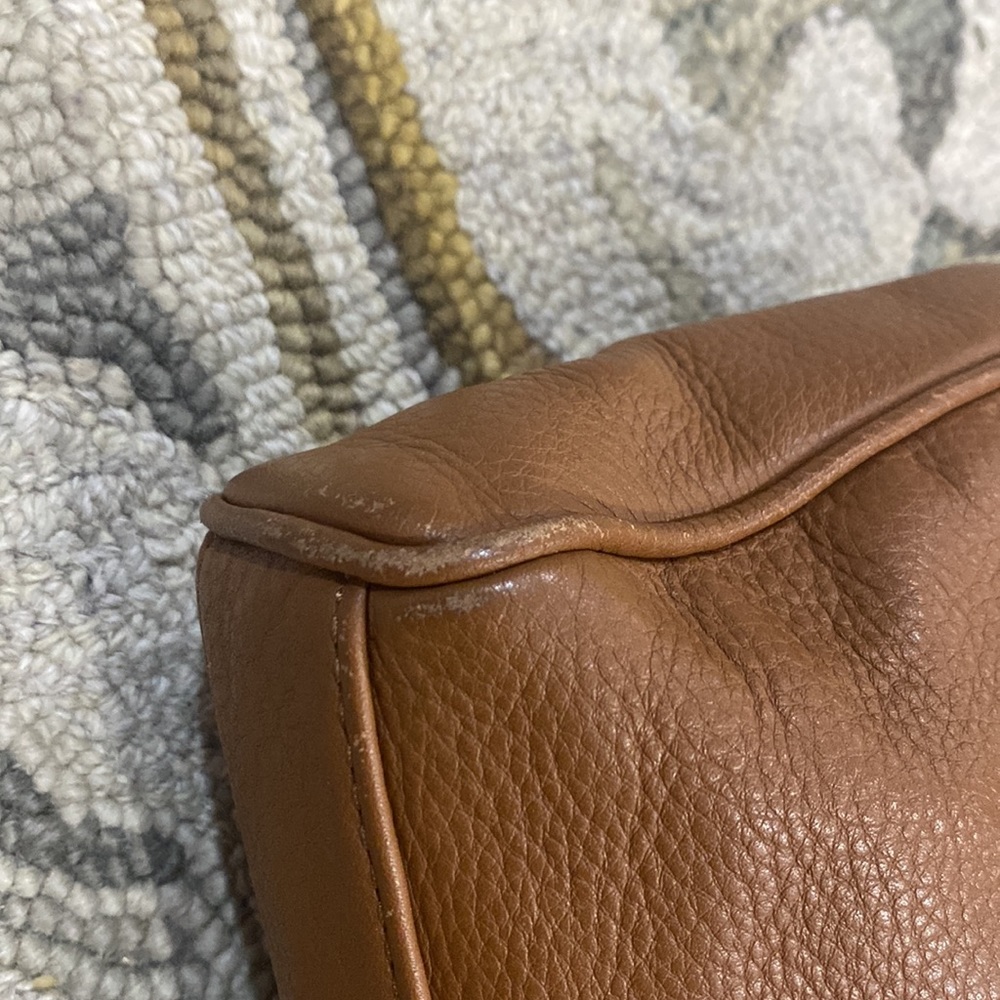 π Vince camuto tan dark rum leather medium shoulder bag π - Picture 11 of 17